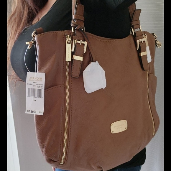 NEW MICHAEL KORS LEATHER BAG - Picture 5 of 8